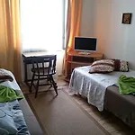 Hostel Stranda *